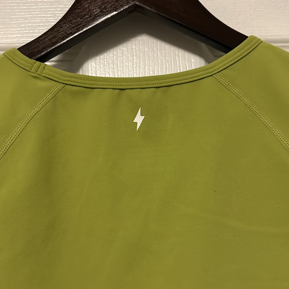 Azur Fit cropped tee - Picture 6 of 6